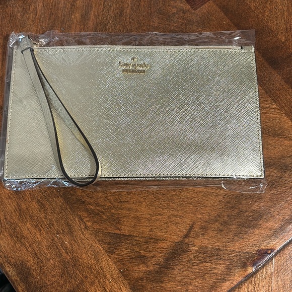 KATE SPADE NEW YORK WRISTLET (NWOT) - Picture 5 of 8